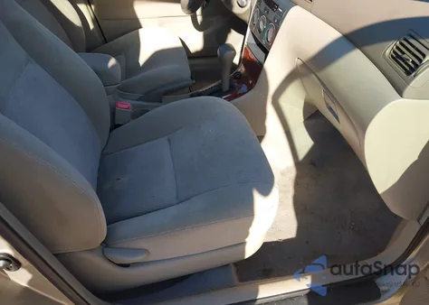 2005 Toyota Corolla Le из США, поврежденный, VIN 2T1BR32E75C419131